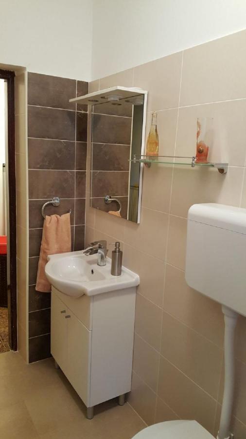 Apartman Darja Umago Esterno foto